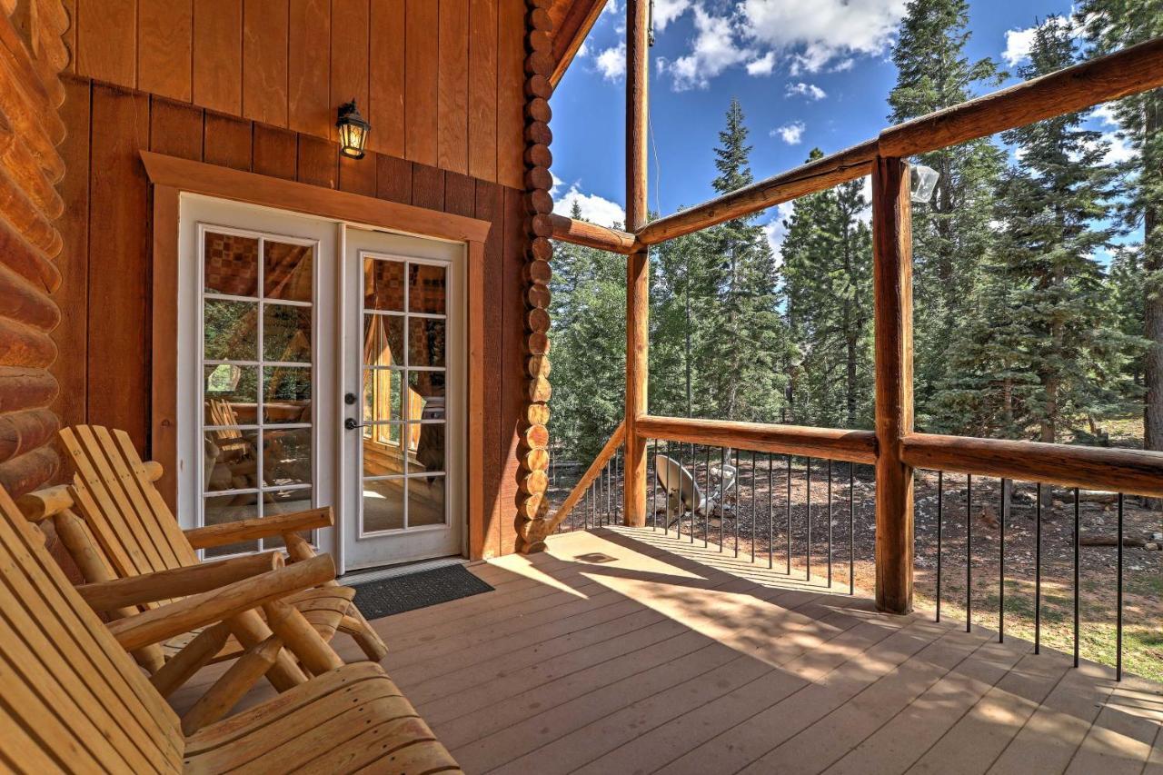 Cozy Utah Cabin With Deck And Fire Pit! Duck Creek Village Bagian luar foto